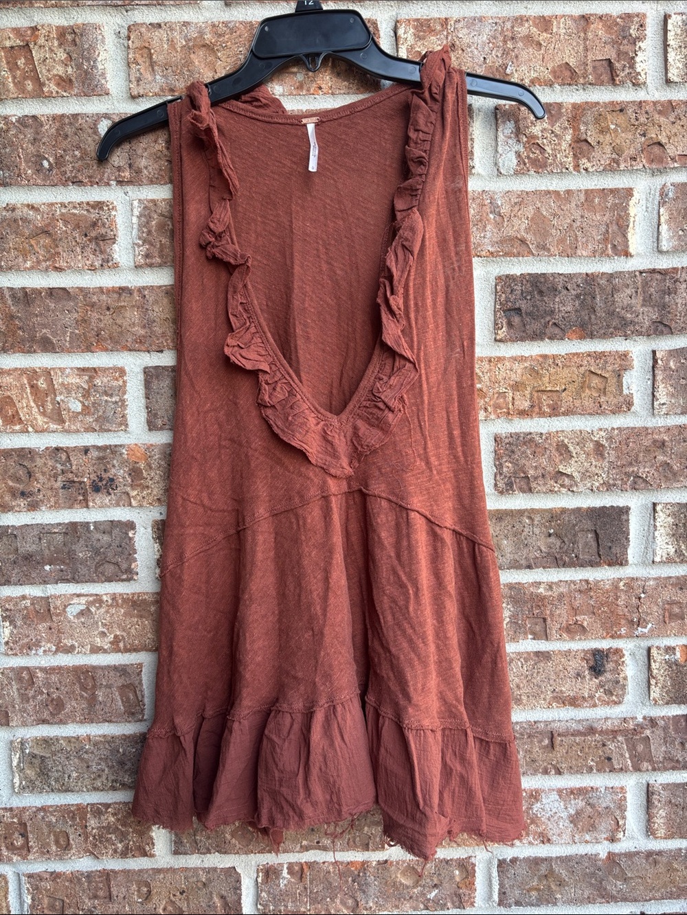 Free people rust brown Ruffle V-ruffles Neck tank